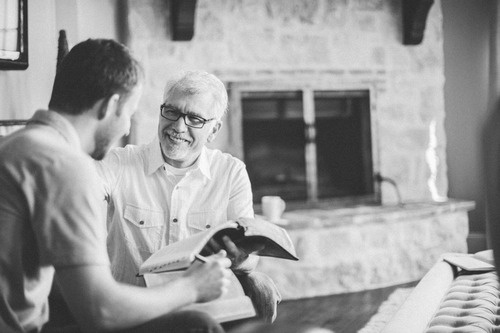 4_Ways_Senior_Pastors_Should_Relate_To_Their_Staff-3