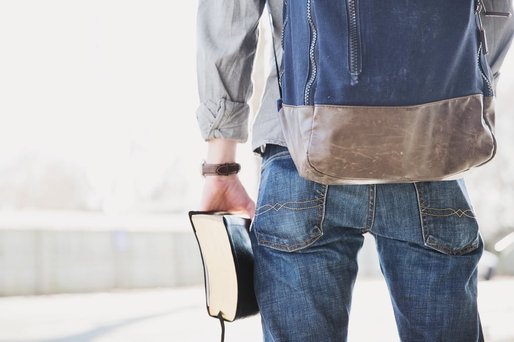 7 Commandments For Every Young Student Pastor.jpg