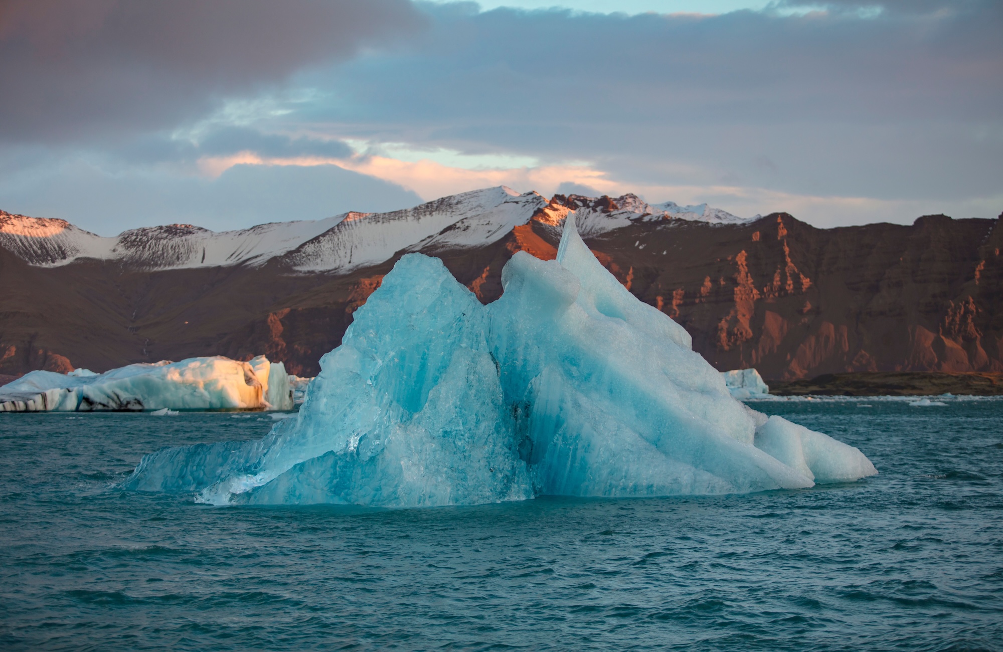 How to Approach Hiring Freezes During COVID-19