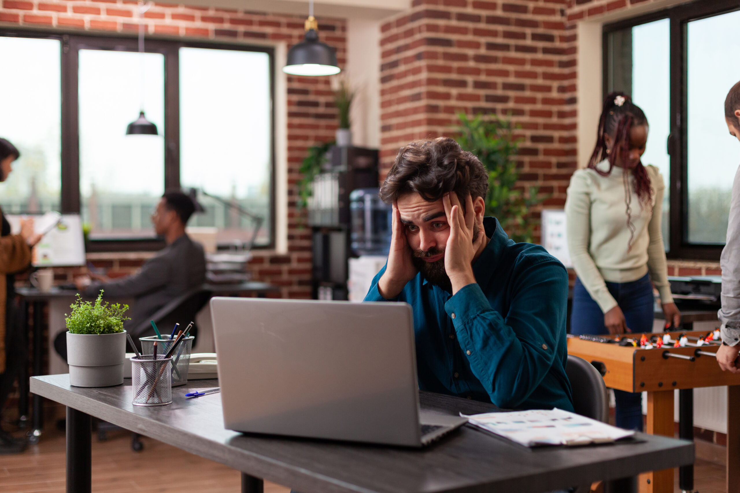How to Gracefully Conduct Layoffs During COVID-19