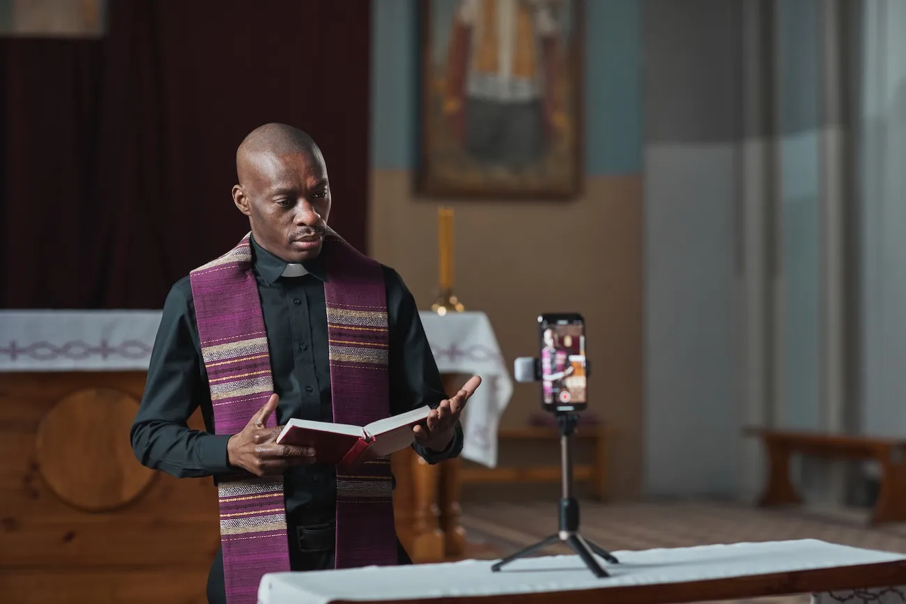 How to Hire a Digital Discipleship Pastor
